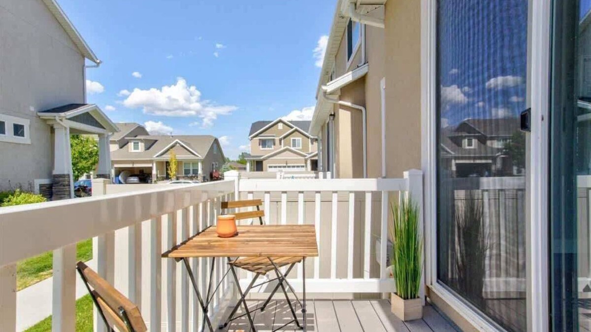 Sunset Heights House | Golf Course Close By, Minutes from UVU/BYU