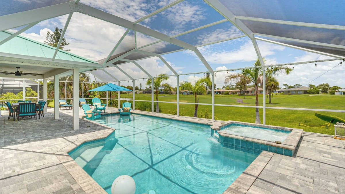 Oakland Hills House | Golf Course-Facing Poolside Oasis in Rotunda West!