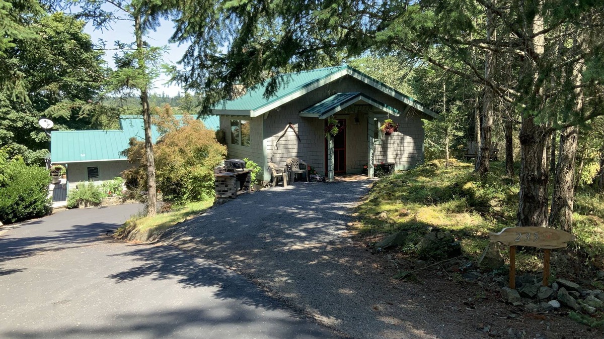 Friday Harbor House | Golf Course Guesthouse , Friday Harbor, San Juan Isl.