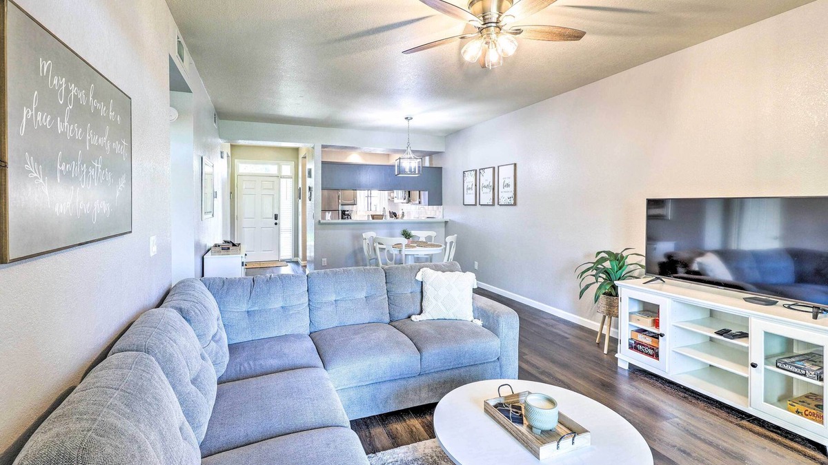 Arrowhead Ranch Condo | Golf Course Views & Pool Access: Glendale Condo!