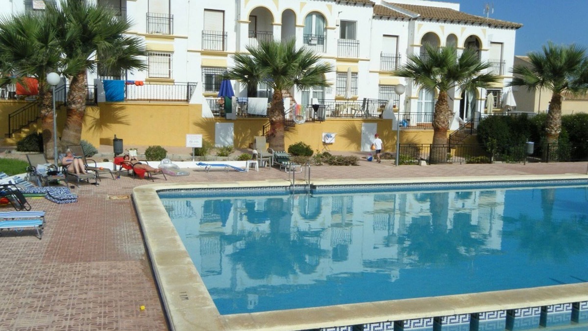 San Miguel de Salinas Apartment | Golf/beach 1st Floor Apartment with Large Swimming Pool, WiFi and English TV
