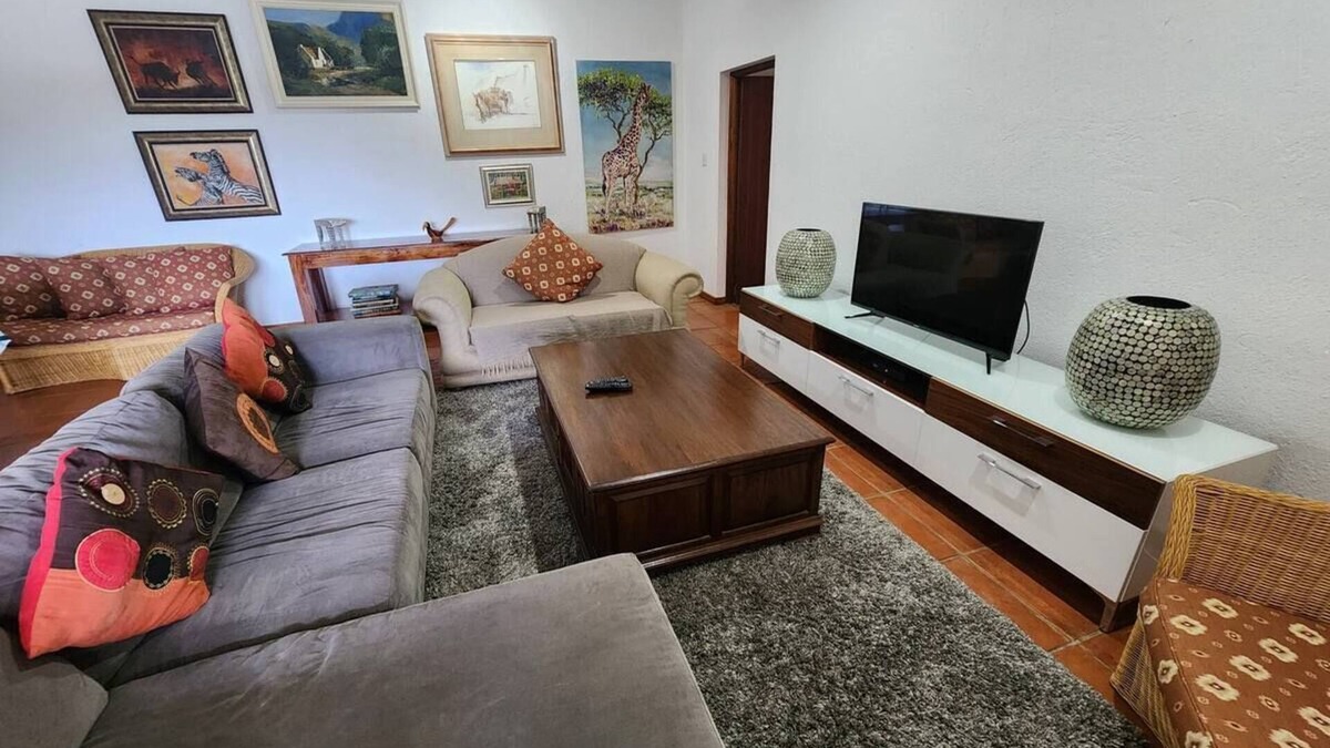 White River Villa | Golf Estate Vacation Property - Poseidon's Knoll