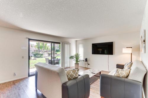 Cathedral City Apartment | Golf, Hike and Relax Cathedral City Condo