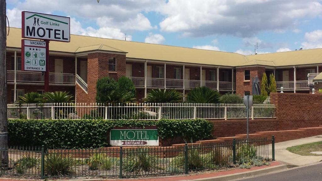 West Tamworth Hotel | Golf Links Motel