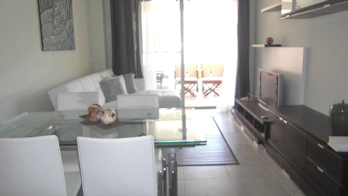 San Jorge Apartment | Golf. Swimming pools. Tennis. Paddle. Wifi. A/a