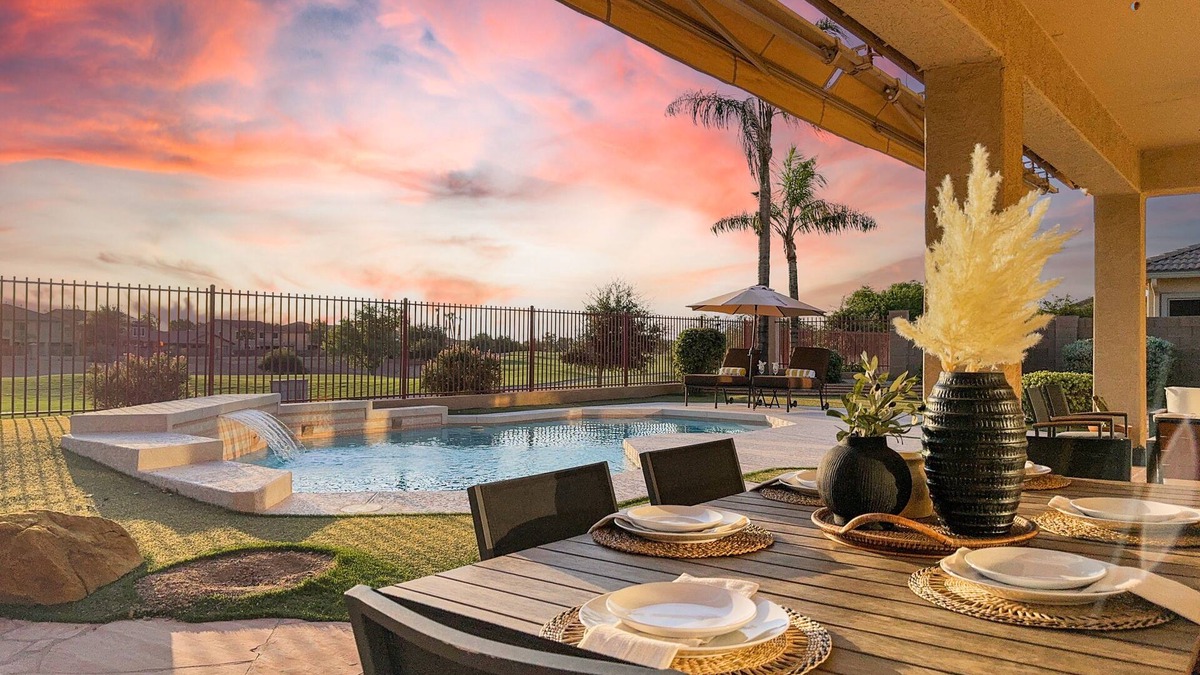 Seville House | Golf Views, Heated Pool 30 night min. Seville.