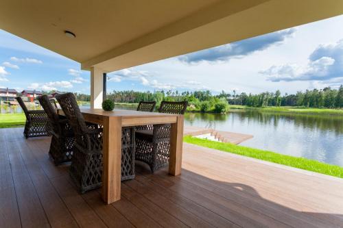 Sajdikove Humence Villa | GolfBay Villa