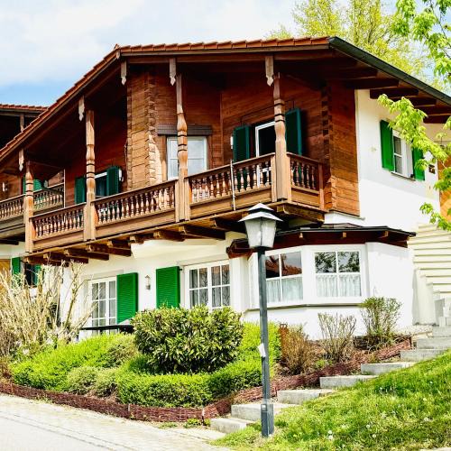 Haarbach Apartment | Golfchalet Heidi Uttlau-Bad Griesbach