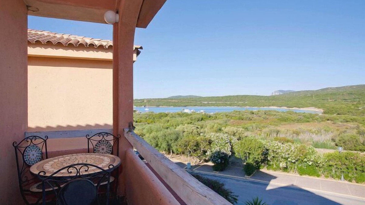 Golfo di Marinella Apartment | Golfo Aranci Stay at Baia de Bahas