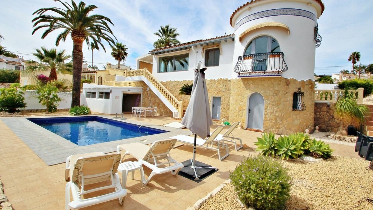 El Tesoro Villa | Golondrina - panoramic hillside holiday house in Moraira