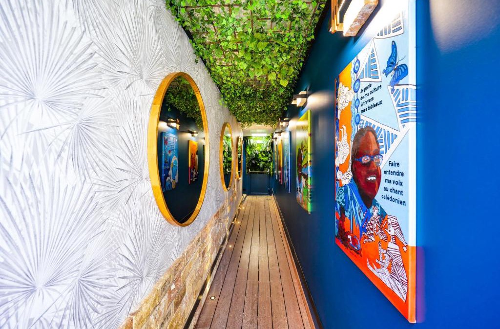 Noumea Hotel | Gondwana City Art