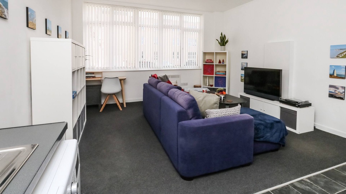 Southwell Apartment | GONE COASTAL, pet friendly in Weston, Portland