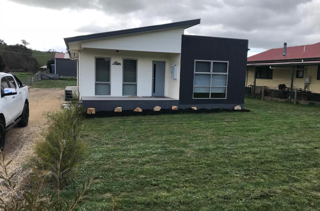 Maindample House | Gone skiing