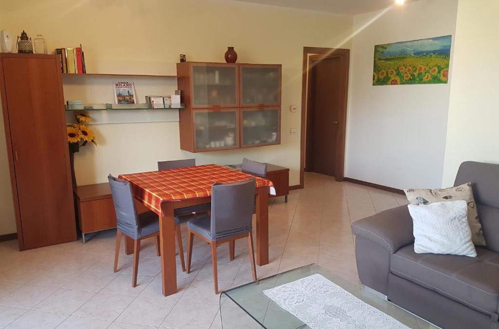 Lorenteggio Apartment | Gonin Apartment