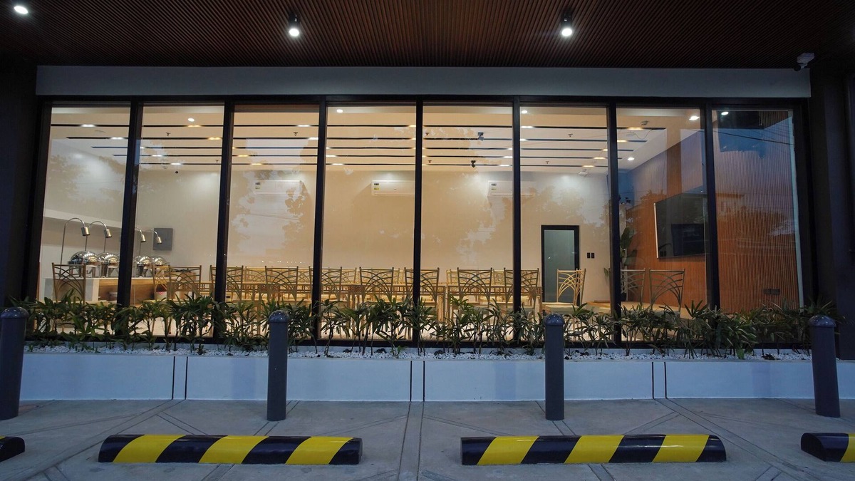 Cauayan Hotel | Gonzales Hotel