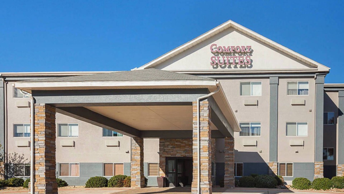 Lewisville Hotel | GOOD AFFORDABLE ROOM AVAILABLE WITH ALL AMENITIESnDOUBLE QUEEN SUITE nKING SUITE