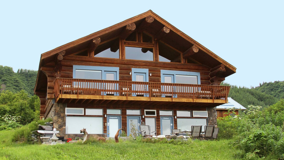 Homer Bed & Breakfast | Good Karma Inn