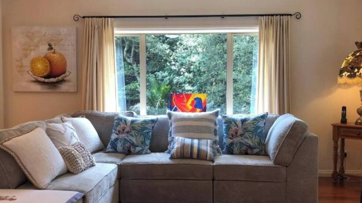 Glenbervie House | Good location about 15 Minutes To the CBD .n9 Cars free parking. free WI-FI ,