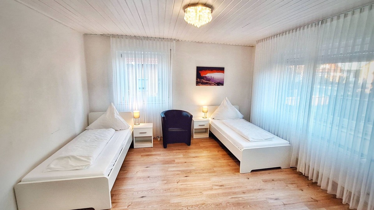 Neuried Apartment | Good prices Good travel, 4 bedrooms and 2 bathrooms on 130sqm