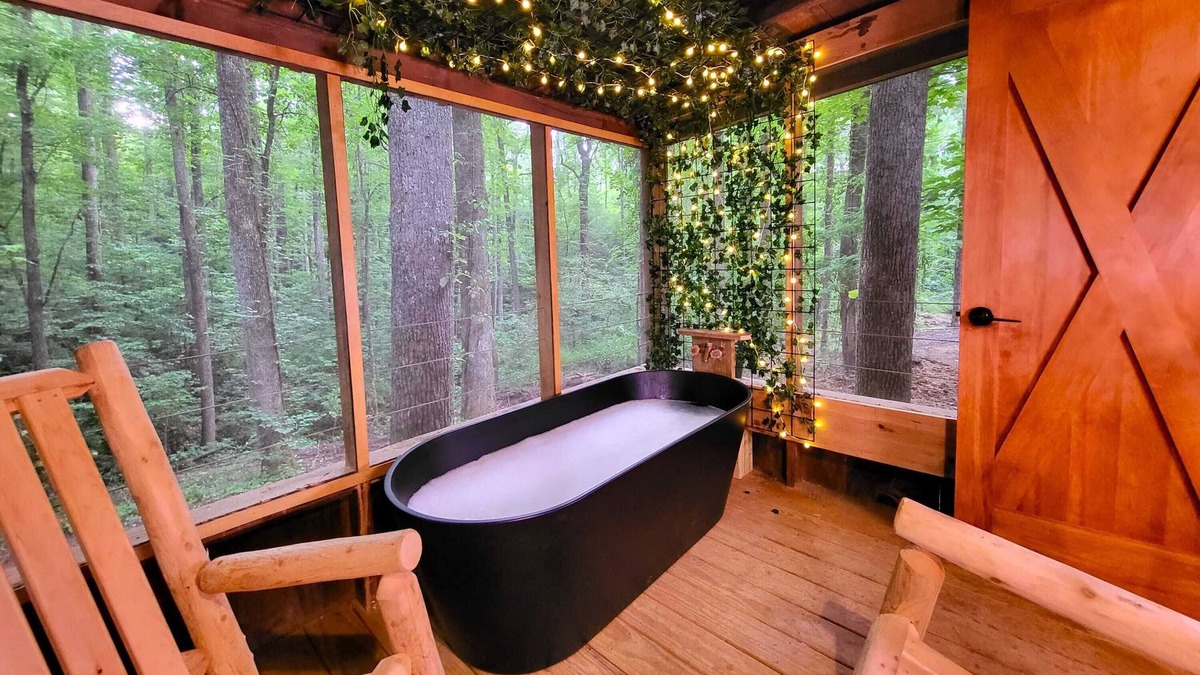 Saluda Cabin | Good Times cabin at Cabin Fever in NC!