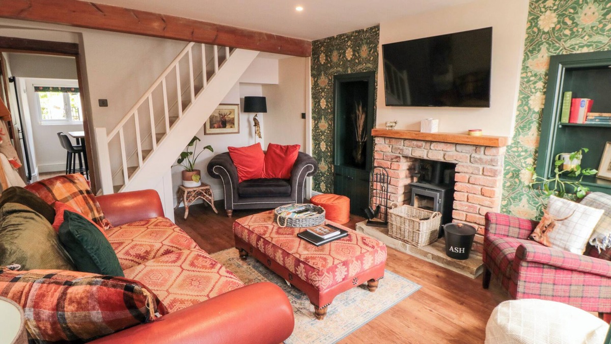 Cloughton House | GOOSEDALE COTTAGE, pet friendly, with open fire in Cloughton