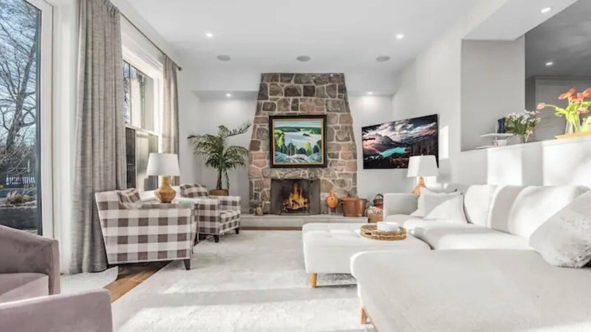 Selwyn House | Gorgeous 100 acre Country Estate with swimming pool, tennis courts and much more