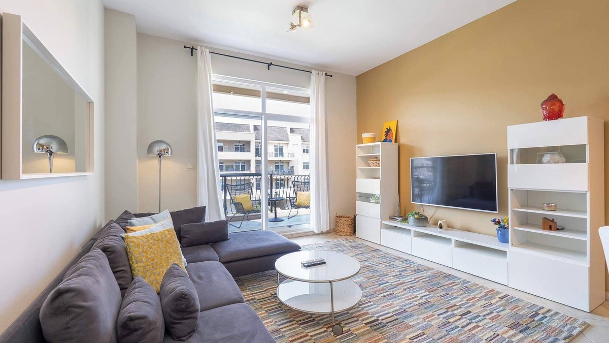 Motor City Apartment | Gorgeous 2-Bedroom Apartment in Norton Court, Motor City