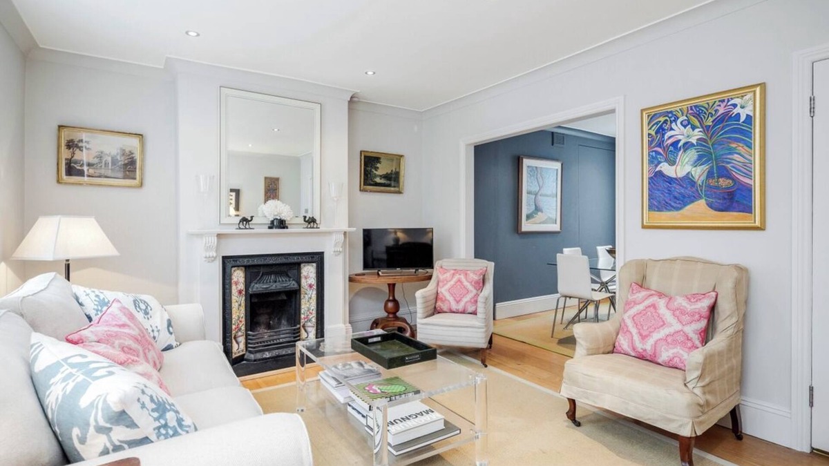 St. Mary's Park Apartment | Gorgeous 2BR Apartment in the heart of Battersea