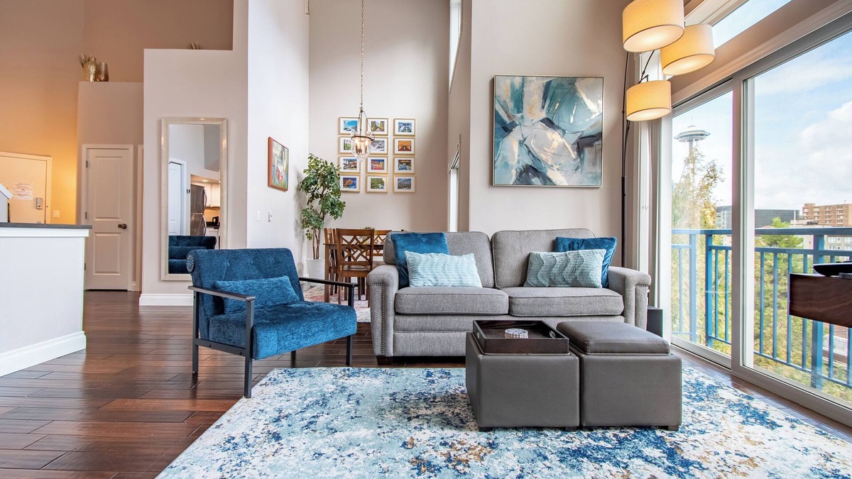 Belltown Condo | Gorgeous 2BR Penthouse in the Heart of Seattle!