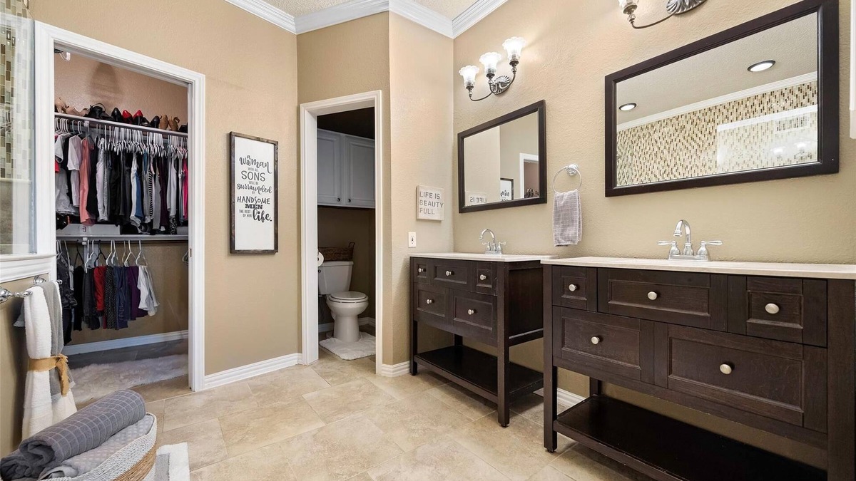 Rowlett House | Gorgeous 3-bedroom house with AC in Rowlett
