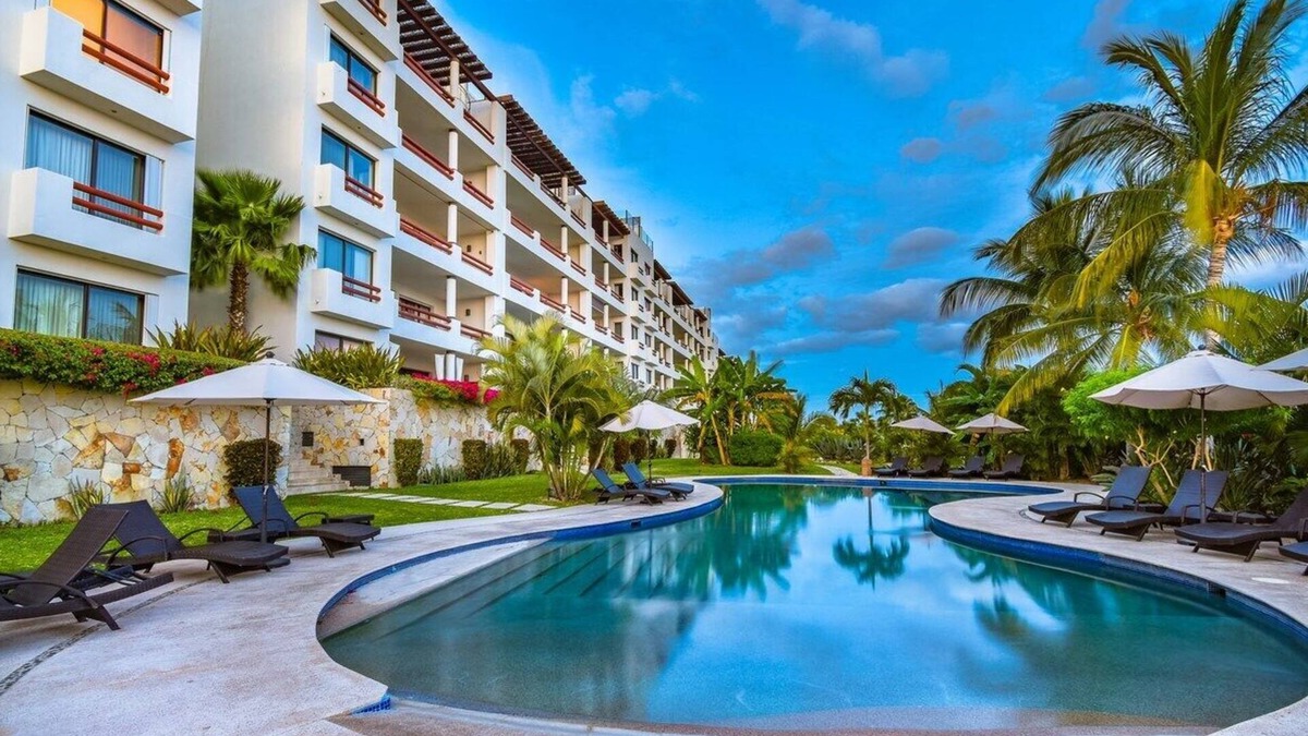 Downtown San Jose del Cabo Condo | Gorgeous 3BD/3BTH Master Suite w/Incredible Views of San Jose del Cabo Bay