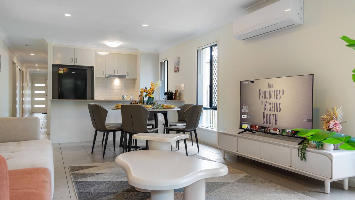 Gold Coast House | Gorgeous 4-bedroom Retreat@Hope Island
