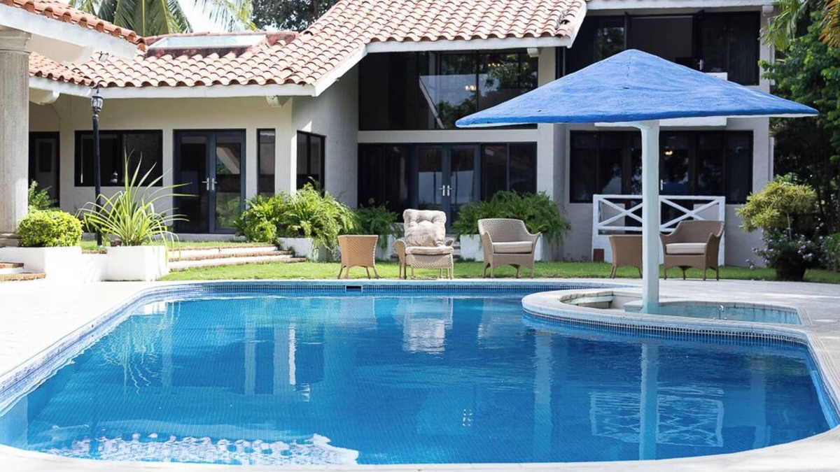 San Jose Villa | Gorgeous 5 bedroom Villa with Beach front and Private Pool
