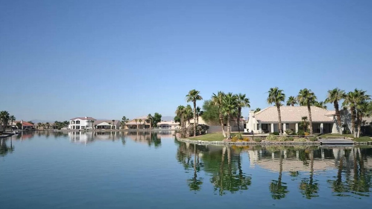 Fort Mohave House | Gorgeous 5-Star Home on the Lake, near Laughlin/Bullhead Casinos & Lake Mohave