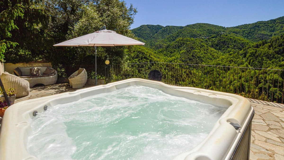 Carcheto-Brustico Apartment | Gorgeous apartment in CARCHETO BRUSTICO