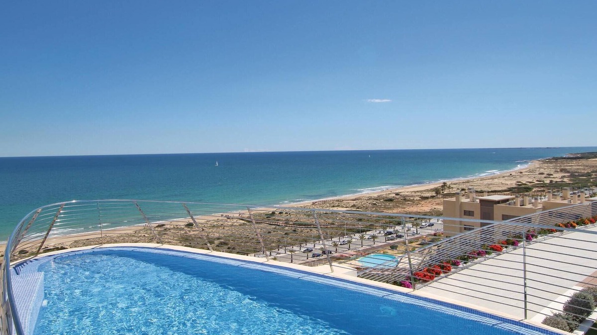 Els Arenals del Sol Apartment | Gorgeous apartment in Elche with sauna