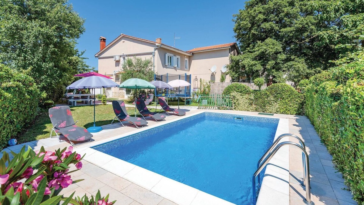 Modrusani Apartment | Gorgeous apartment in Modrusani