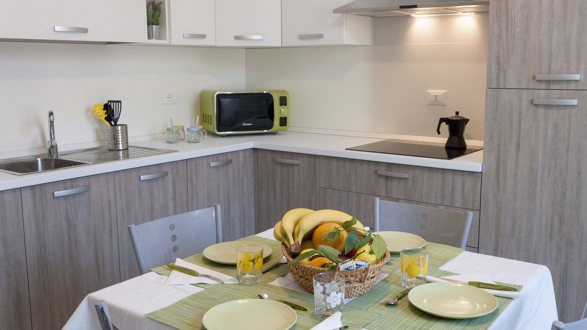 Monopoli Apartment | Gorgeous Apartment In Monopoli For 4 People Near The Sea