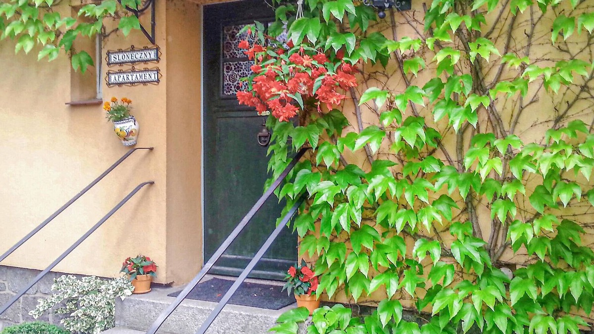 Sobotka Apartment | Gorgeous apartment in Sobótka with WiFi