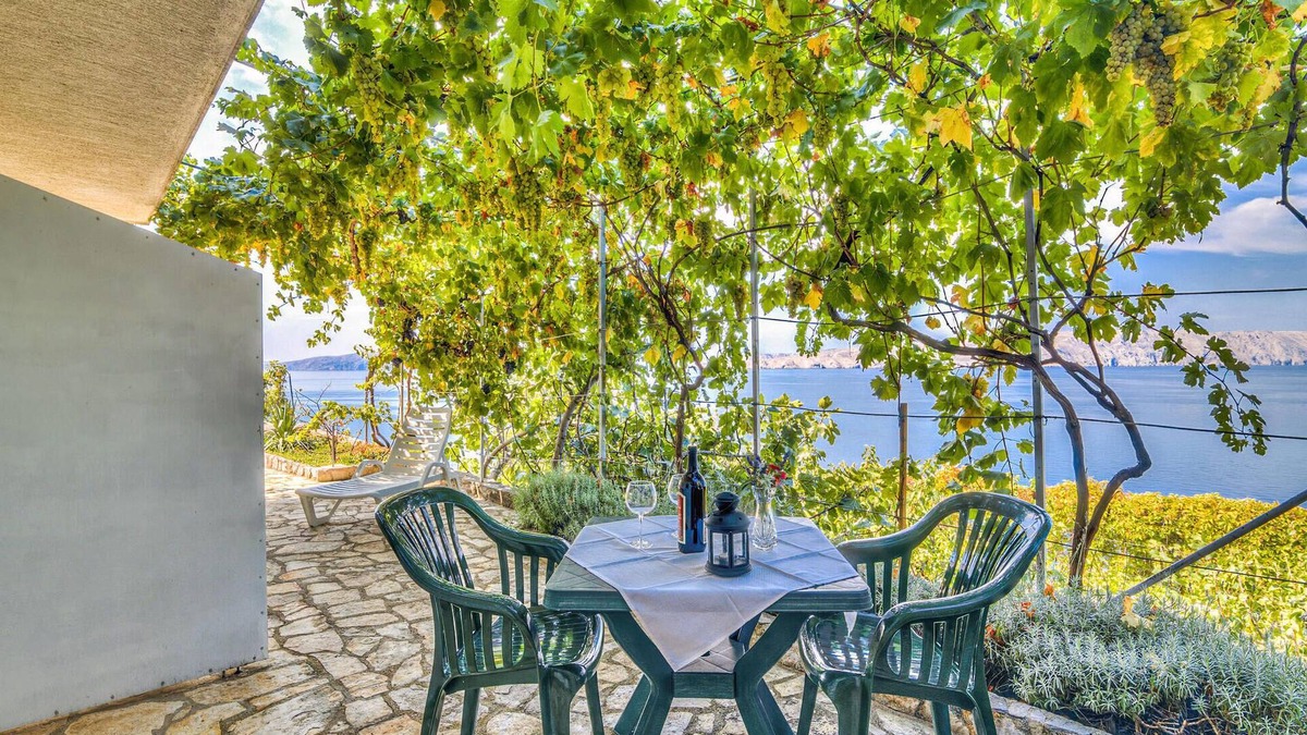 Vratarusa Apartment | Gorgeous apartment in Senj