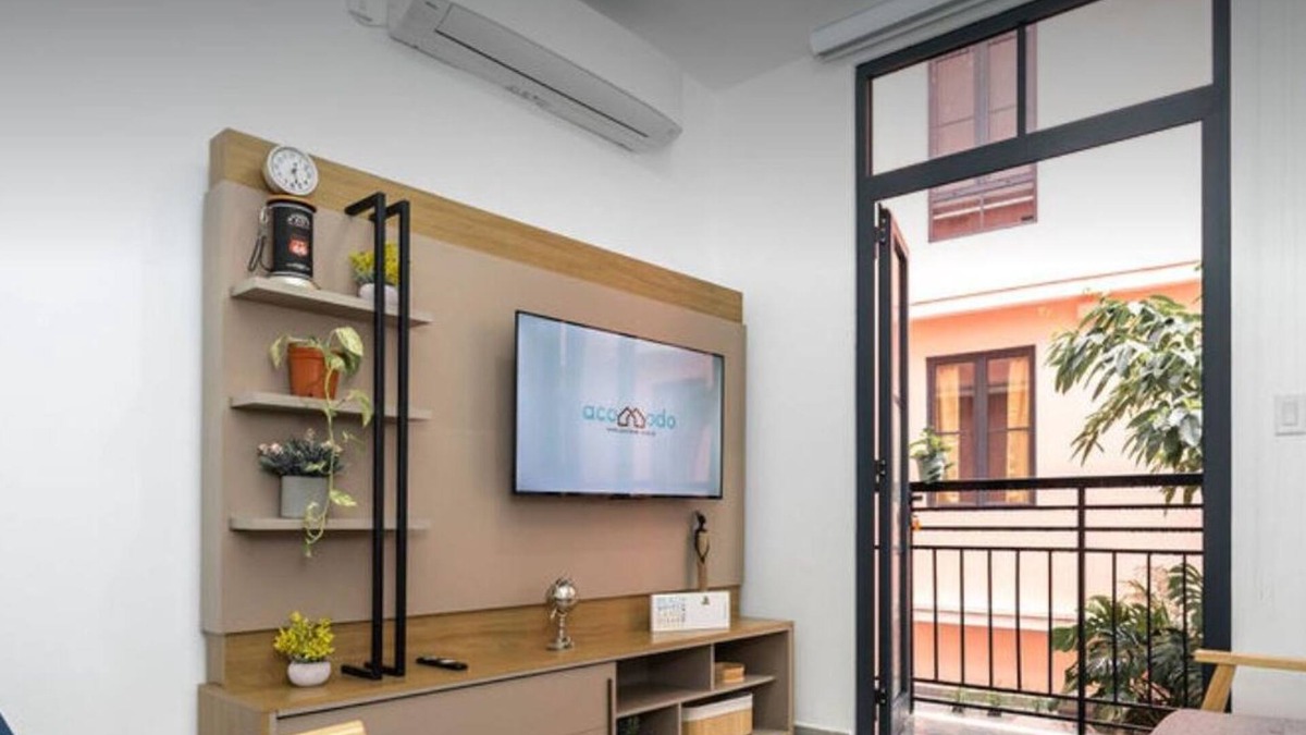 Santa Ana Apartment | Gorgeous Apt Studio in Santa Ana - Downtown property - Revitalizing in process