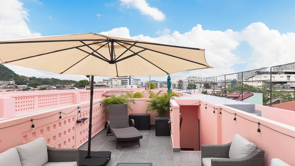Santa Ana Apartment | Gorgeous Apt Studio with private rooftop in Santa Ana - Downtown property - Revitalizing in process