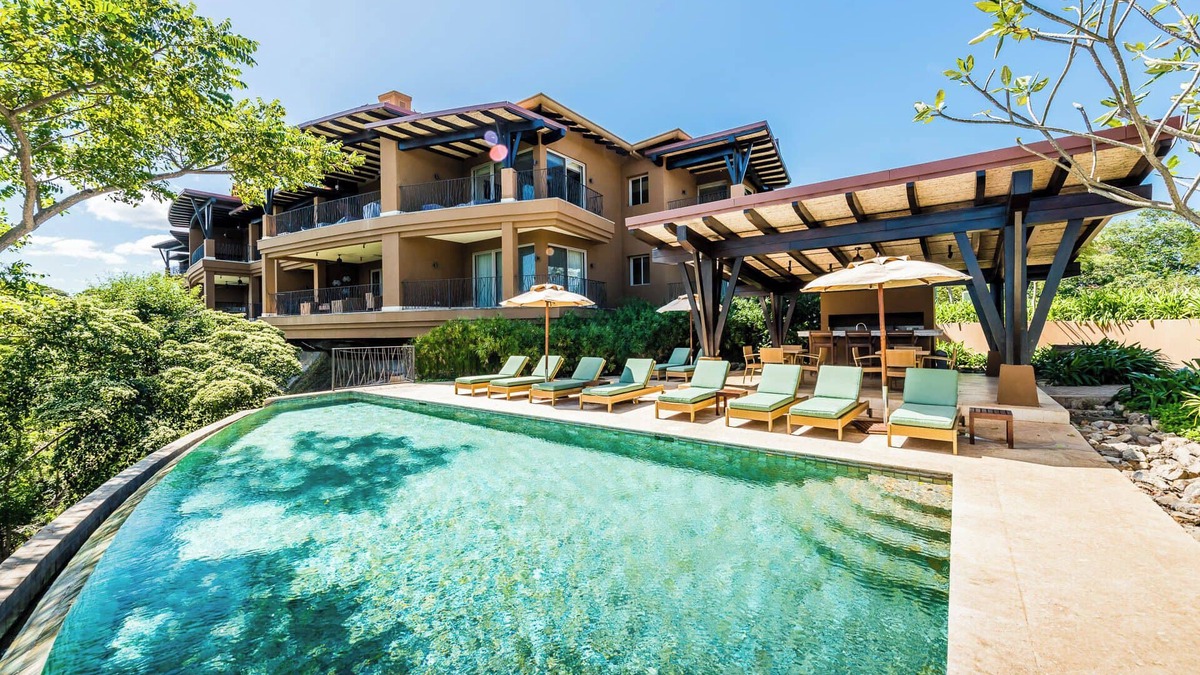 Papagayo Peninsula Apartment | Gorgeous bay view condo and located in the exclusive Papagayo community!