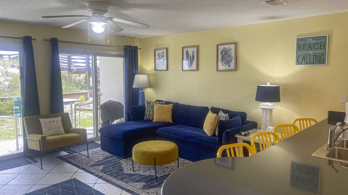 Fort Walton Beach Condo | Gorgeous beachfront condo, shared pool and beach access