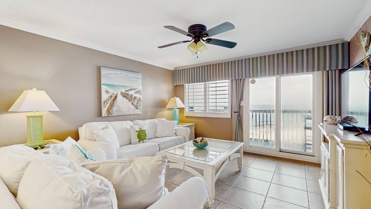 Sunnyside Condo | Gorgeous beachfront condo, shared pool and beach access