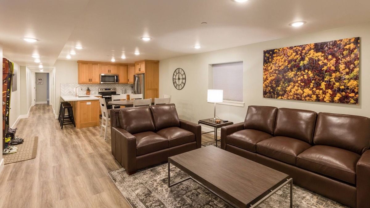 Cottonwood Heights Apartment | Gorgeous brand new 2BR unit, sleeps 6. Amazing ski location!