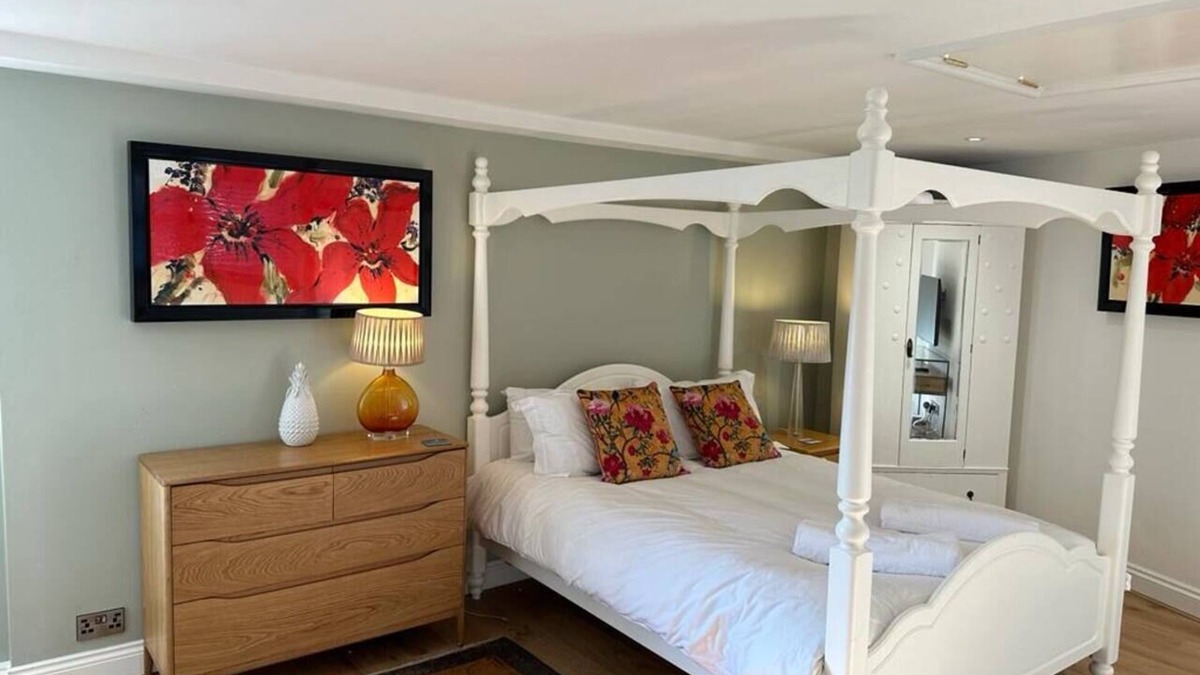 Findon House | Gorgeous cottage in heart of Findon Village