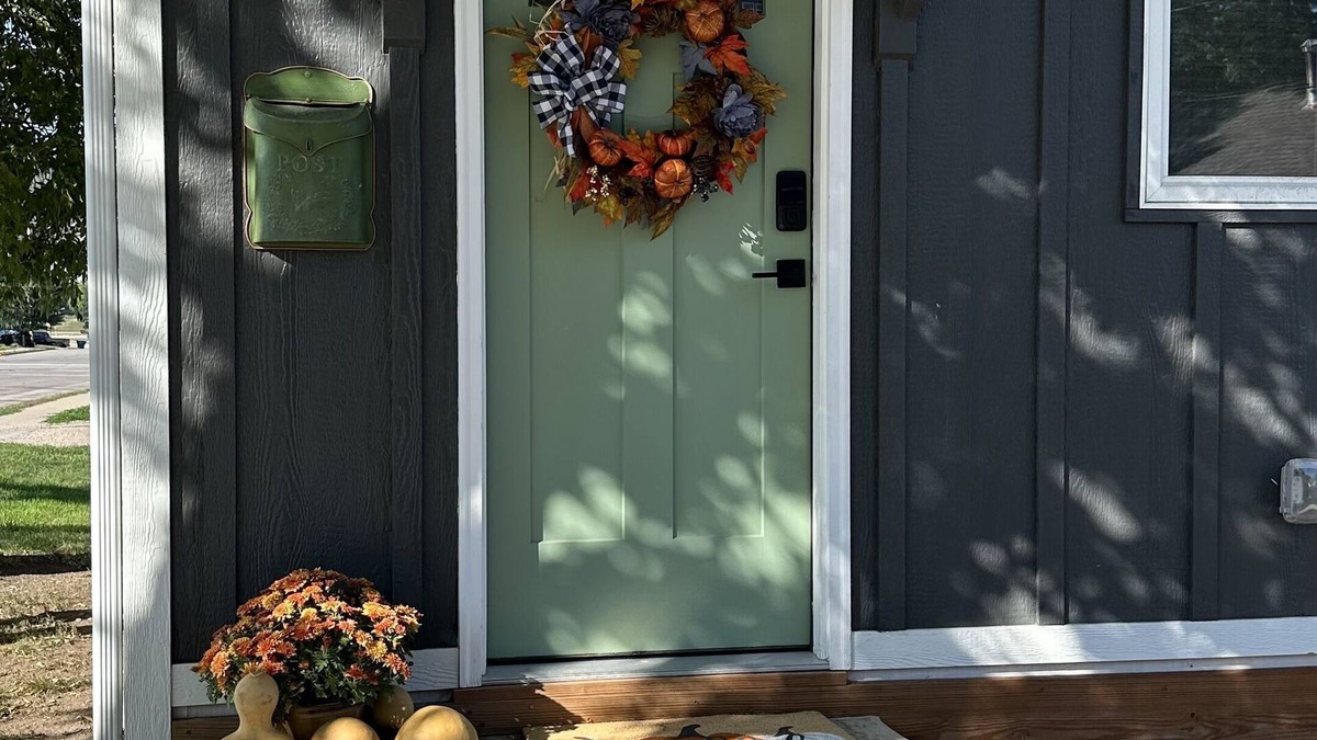 Sturgis House | Gorgeous Cottage on Main Street Sturgis