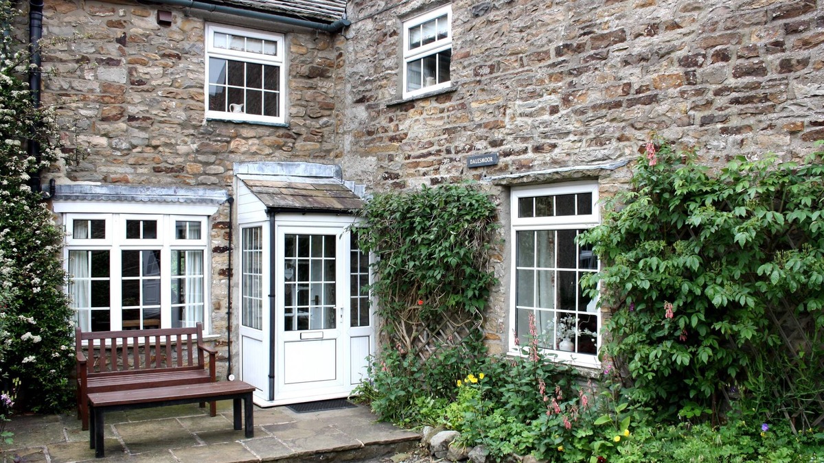 Reeth House | Gorgeous Cottage w/Central Heating, Free WiFi & a stones throw to the Village Green & Pubs