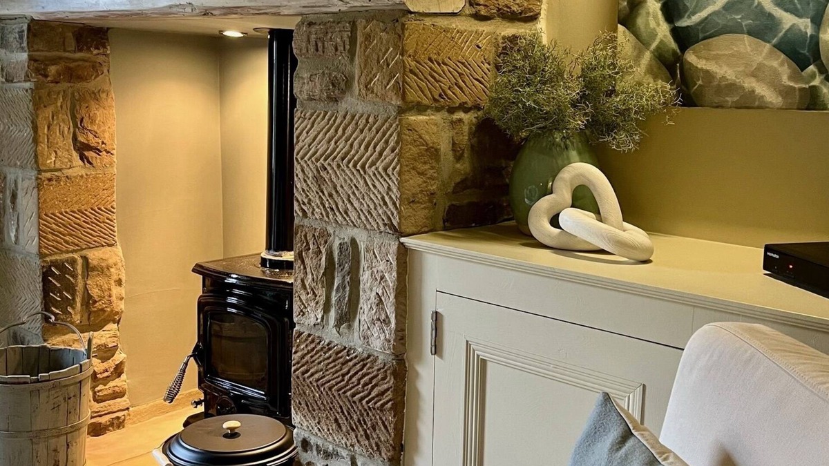 Aislaby Cottage | Gorgeous Cottage which has featured in Country Homes and Interiors magazine.
